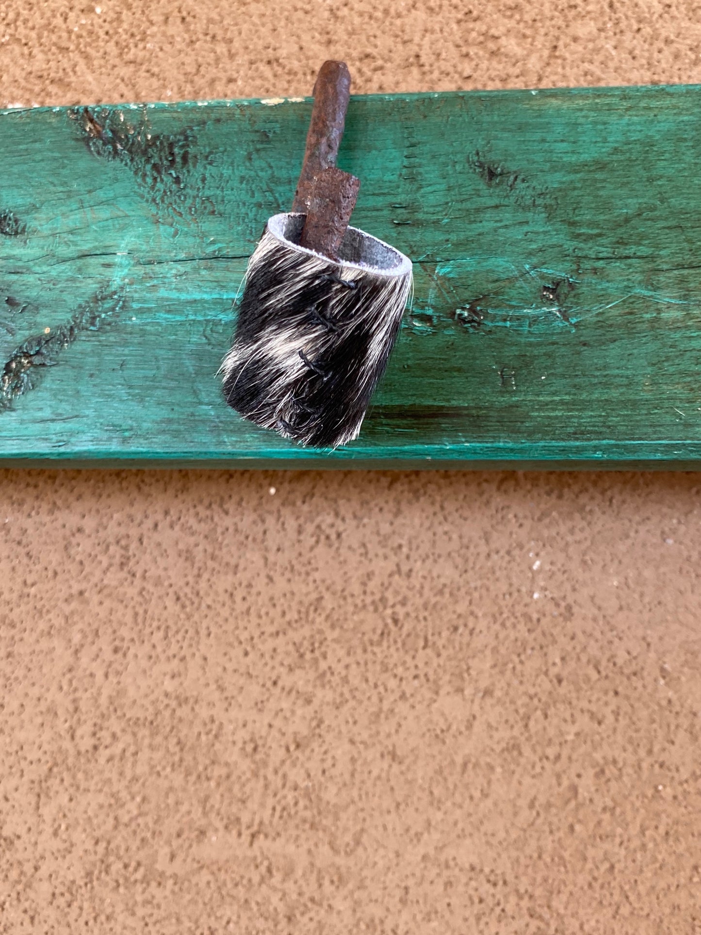 Cowhide Wildrag Slides