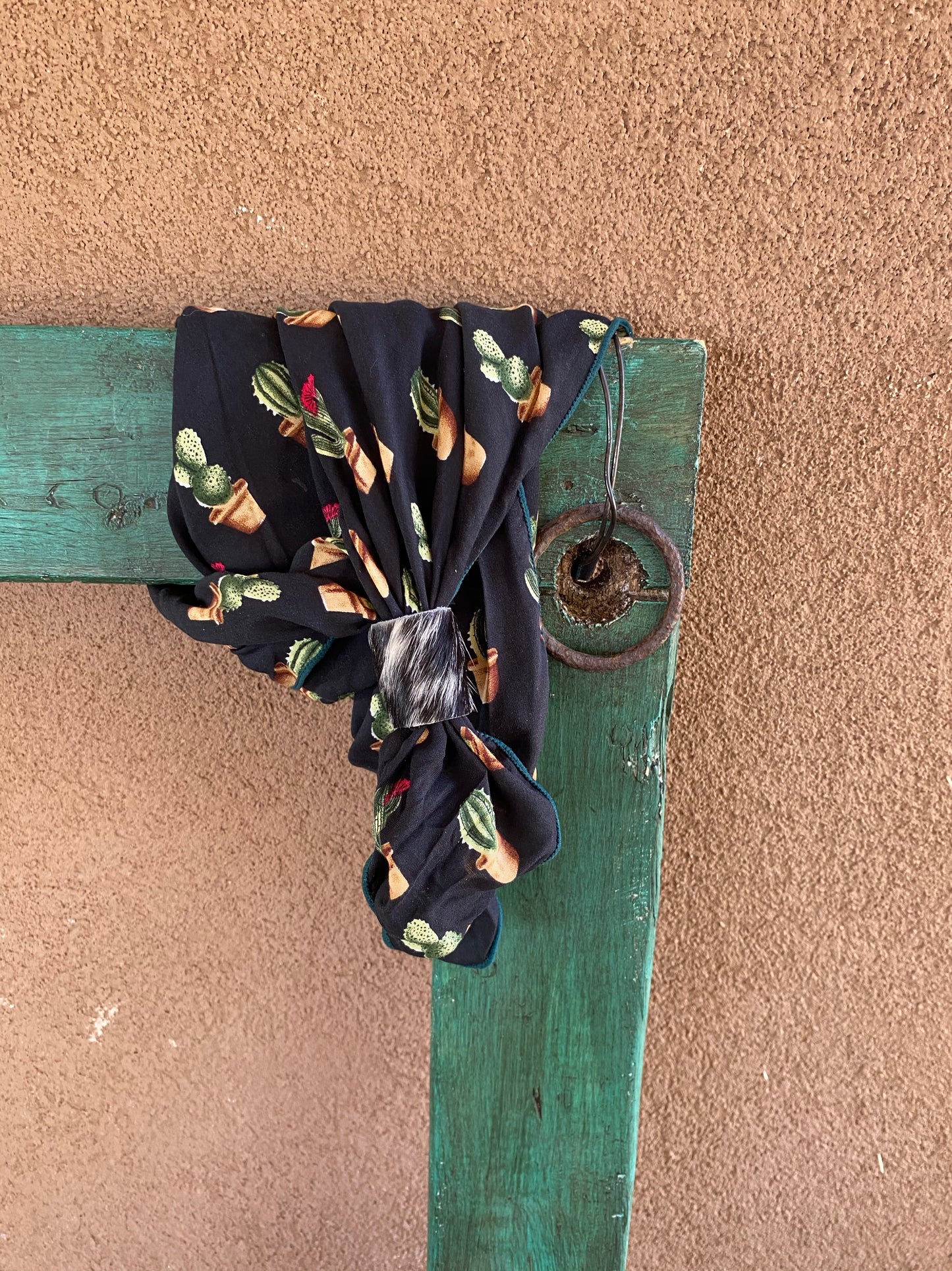 Cowhide Wildrag Slides