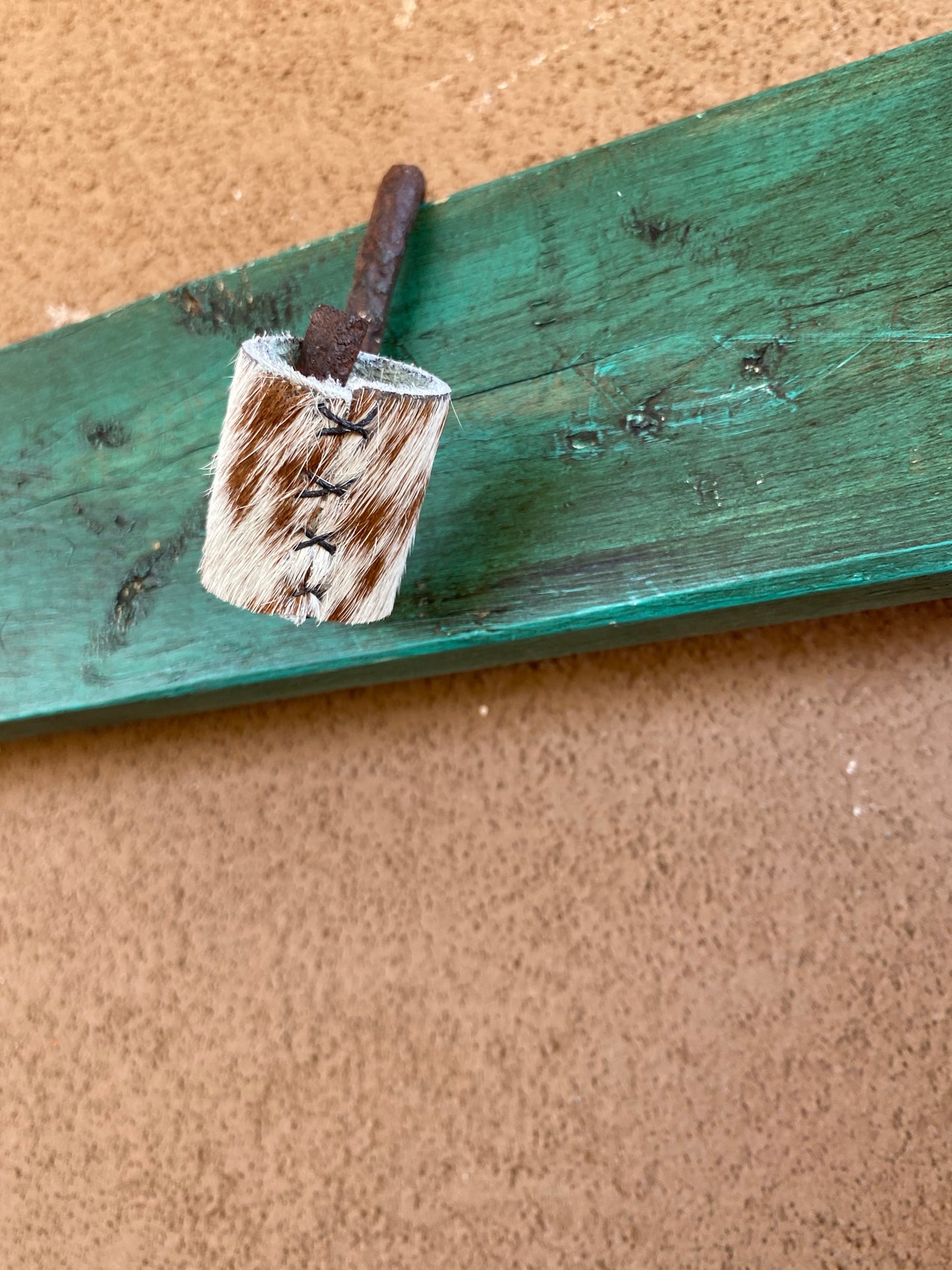 Cowhide Wildrag Slides