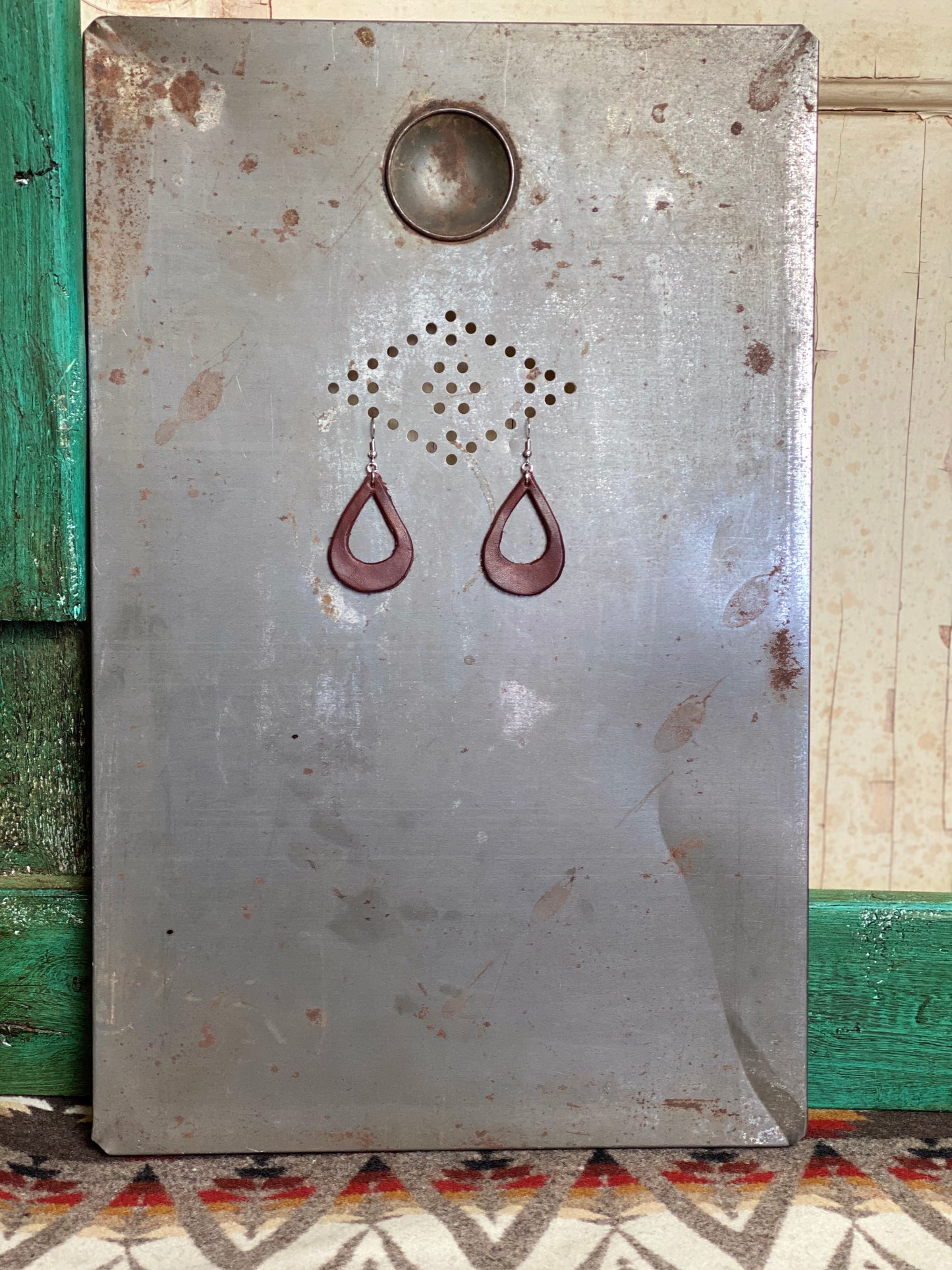 Simple Teardrop Earrings