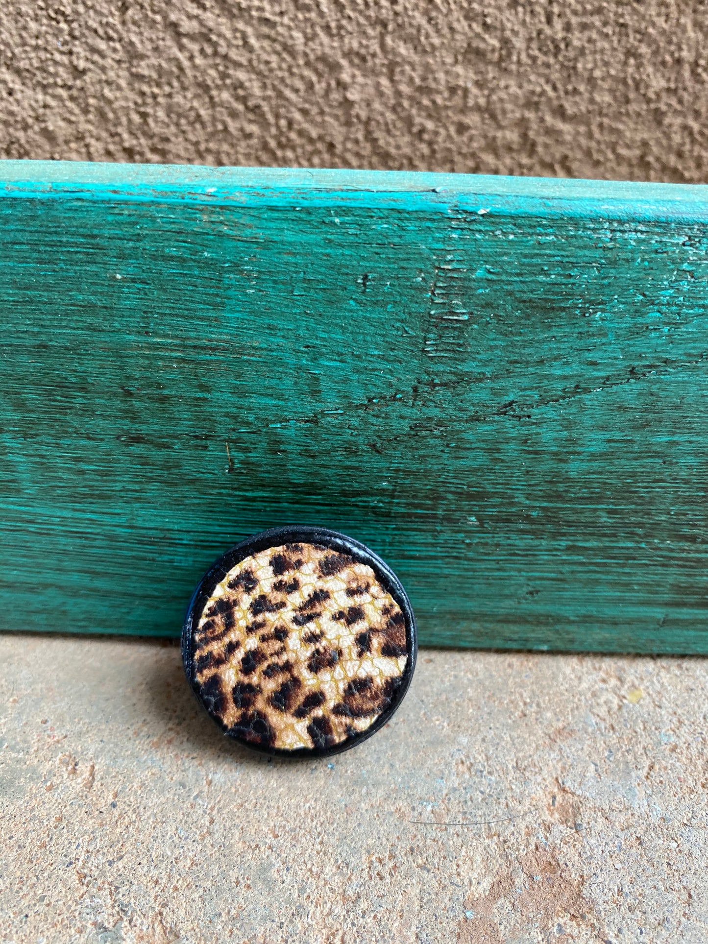 Leopard Phone Grip